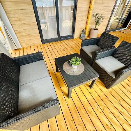 Villa Family Grand De Luxe Mobilhome เซลเซ ภายนอก รูปภาพ