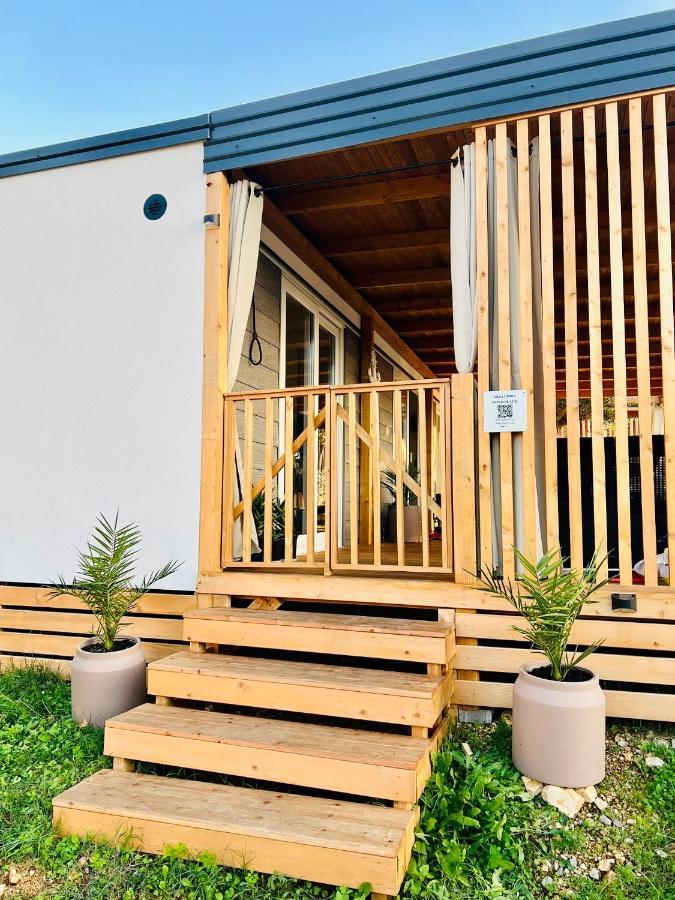 Villa Family Grand De Luxe Mobilhome เซลเซ ภายนอก รูปภาพ
